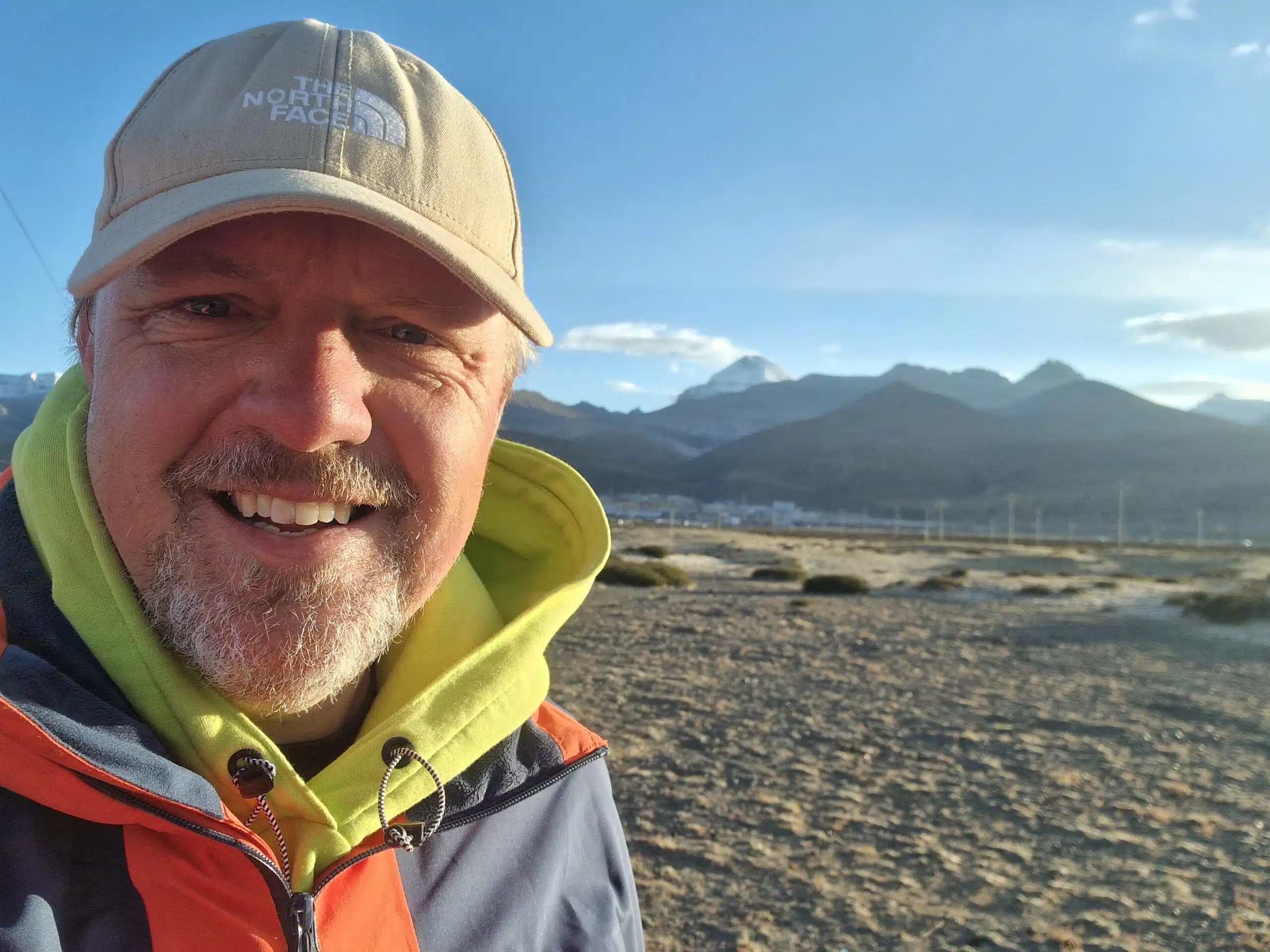 Avis de Gregory de retour du Tibet